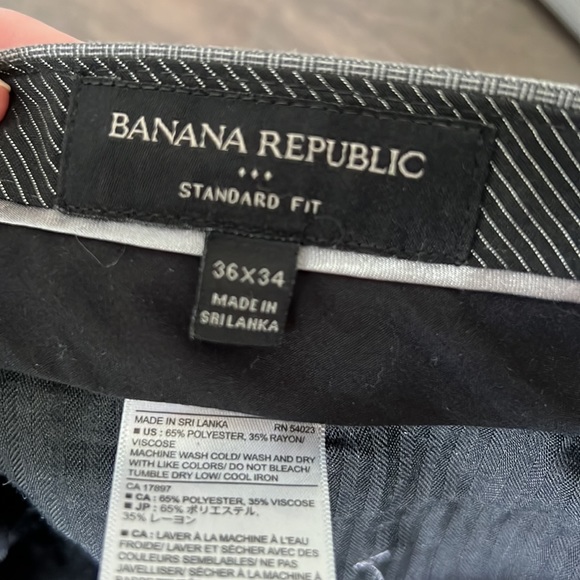 WORN ONCE Banana Republic Standard Fit pants - Picture 3 of 3